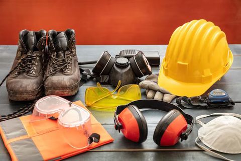 Industrial Safety Equipment Explained: Personal Protective Equipment, Workplace Safety Systems and Industrial Applications