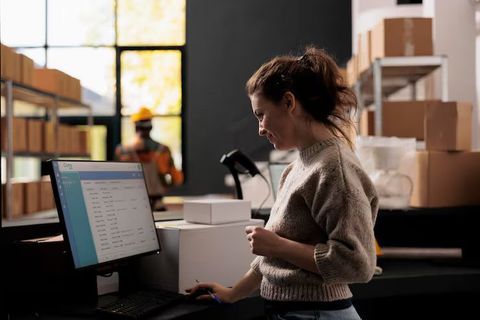 Order Management Software: Key Insights into Inventory and Order Tracking