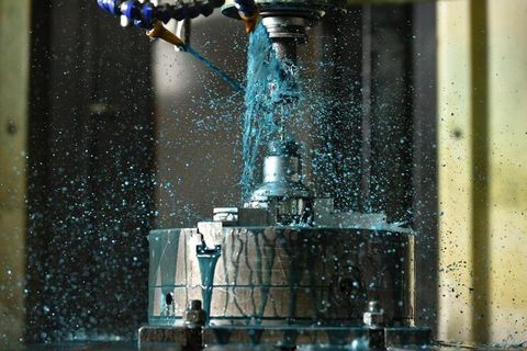 High-Pressure Waterjet Cutting Machines Guide: Working Principles, Cutting Methods and Materials