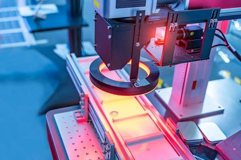 Machine Vision Systems: Types, Benefits, Applications & Industrial Uses