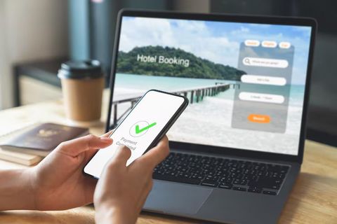 Hotels Booking Guide: Types of Accommodations, Booking Methods, Amenities, Prices, and Travel Planning