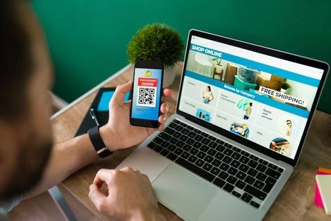 Explore How E-Commerce Store Optimization Services Turn Visitors Into Buyers