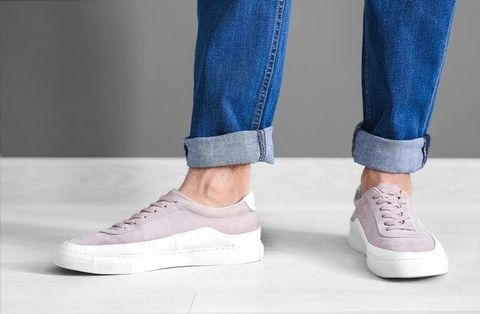 Women's Sneakers Insights: Modern Trends, Designs, Comfort,  Fit Considerations and Styling Ideas