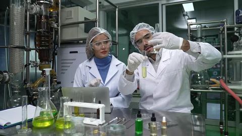Specialty Chemicals Industry Guide to Research, Development, Manufacturing, and Quality Control