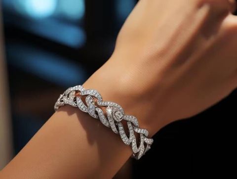 Discover Diamond Tennis Bracelets With Classic Styles and Modern Jewelry Trends