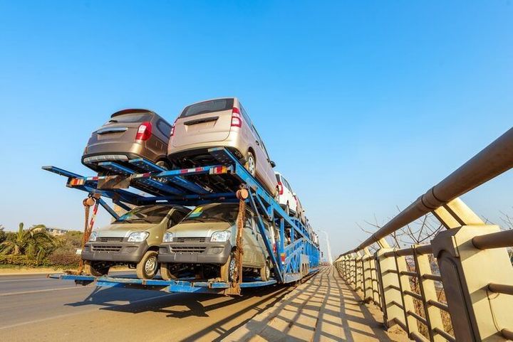 High-Endurance Load Transfer Vehicles Explained: Heavy-Duty Transport Technologies and Industrial Applications