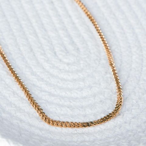 Cable Chains: Explore Link Patterns, Metal Types, Lengths, and Finishes