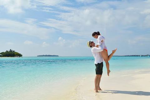Bora Bora Travel Guide: Luxury Overwater Villas & Tropical Island Experiences