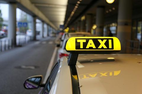 Airport Car Rental: Complete Guide to Hassle Free Booking