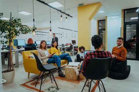 Coworking Spaces Explained: Benefits, Types & How to Choose the Right One