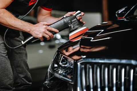 A Complete Guide to Car Detailing, Cleaning Methods, and Surface Protection